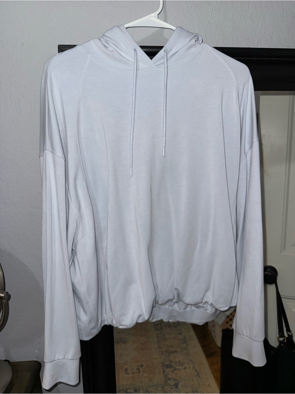 Athleta Light Women's Hooded Pullover